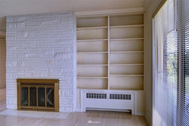 Building Photo - 6204 Wildaire Rd SW