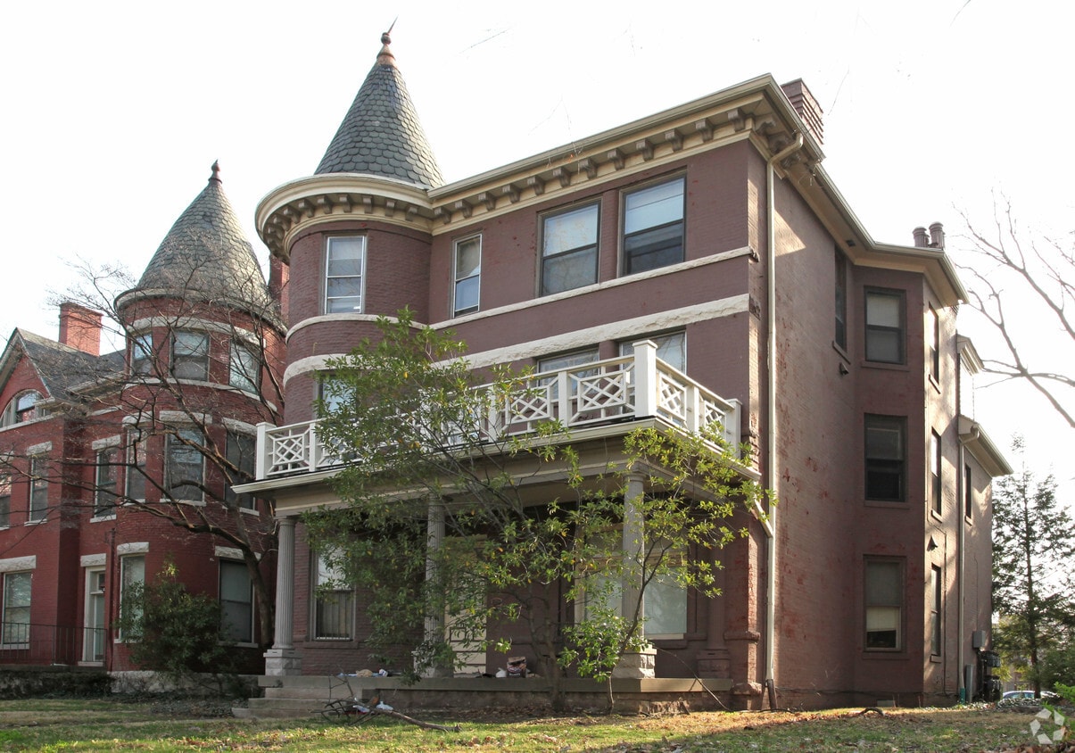 Primary Photo - 1725 S 3rd St