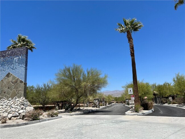 Foto del edificio - 62886 Loftwood St