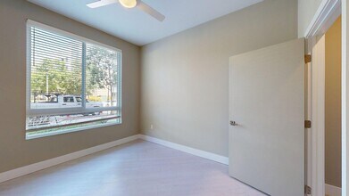 Interior Photo - Griffis Platinum Triangle
