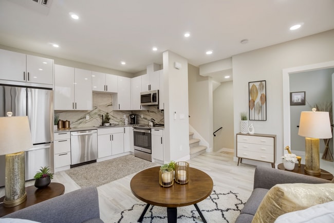 Building Photo - Immaculate NEW CONSTRUCTION Seattle Townhome w/ a Rooftop Deck and Parking Space!