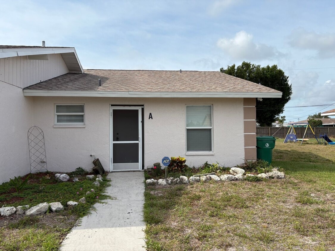 Primary Photo - 11255 Pendleton Ave