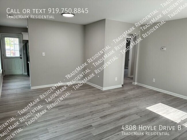 Foto del edificio - 4808 Hoyle Dr