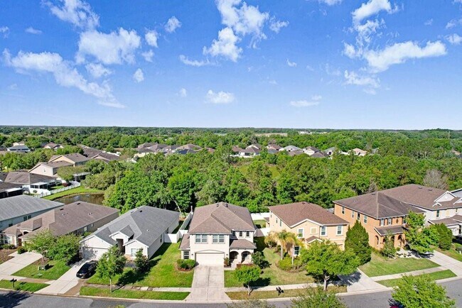 Foto del edificio - 6431 Bradford Hill Ct