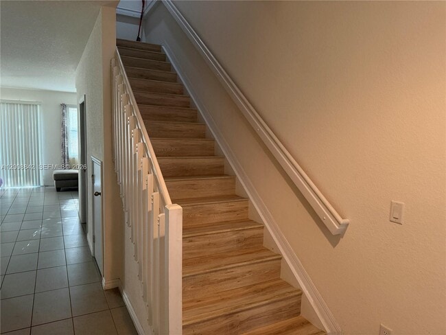 Foto del edificio - 3329 NW 11th Ave