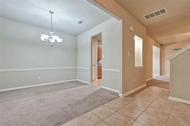 Building Photo - 1801 Northampton Dr