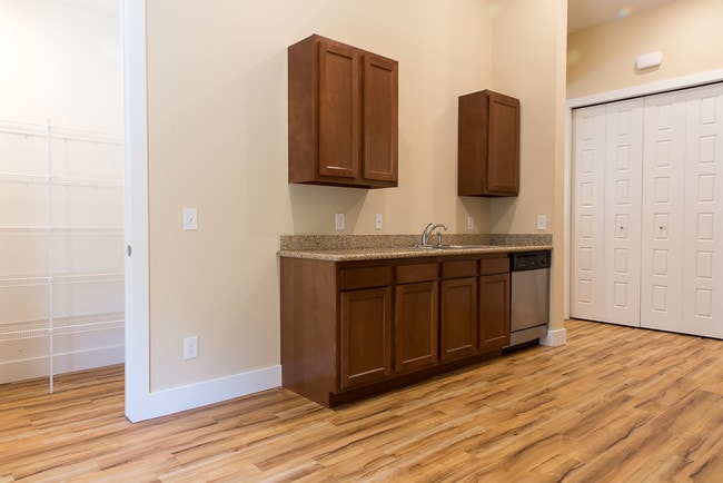 Building Photo - Fieldstone Apartments