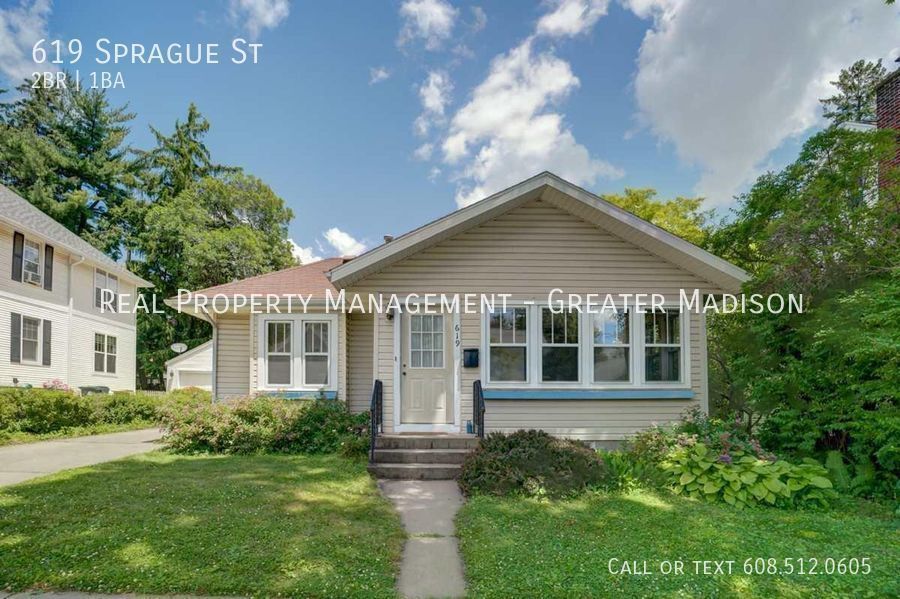 Foto principal - Perfect central 2 plus Den Madison rental ...