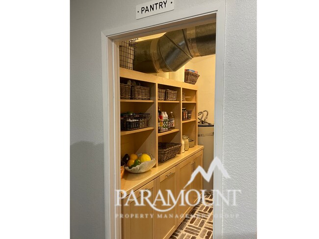 Building Photo - Updated 3 Bd 2 Bt Rambler!