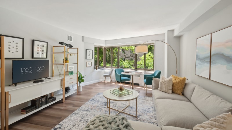 Photo - 1361 N Lake Shore Dr (Chicago, IL)