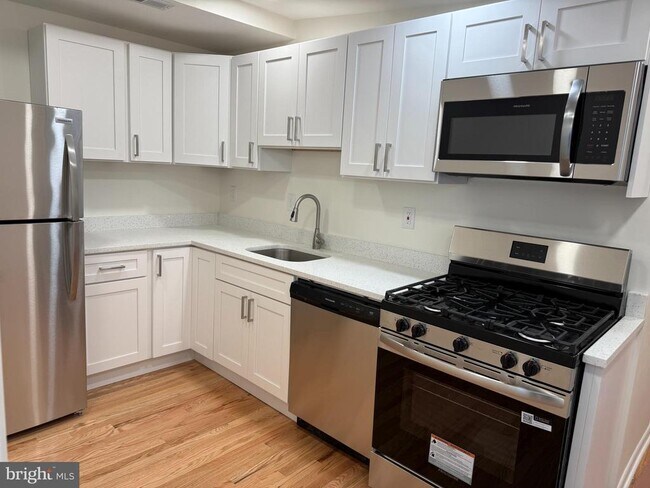 Foto del edificio - 2819 O'Donnell St