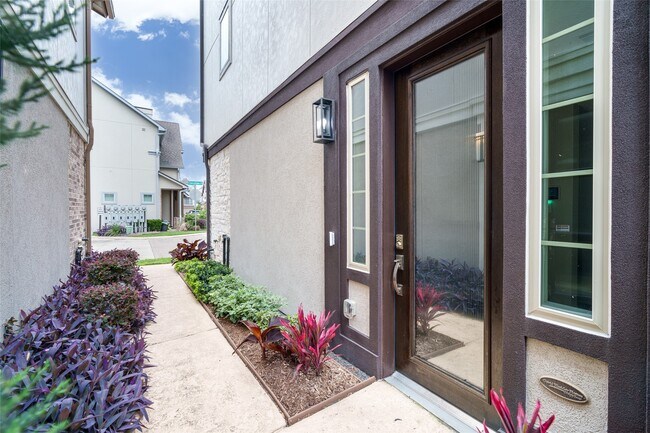 Foto del edificio - 1303 Edwinstowe Trl