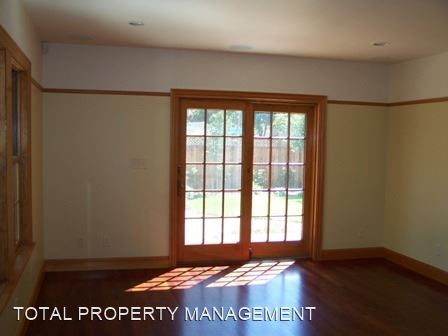 Building Photo - 4 br, 3 bath House - 1118 LAURIE AVE