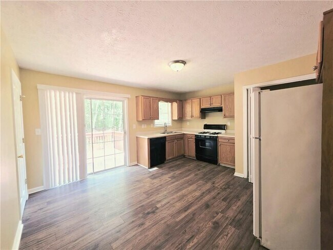 Building Photo - 186 S Red Oak Way