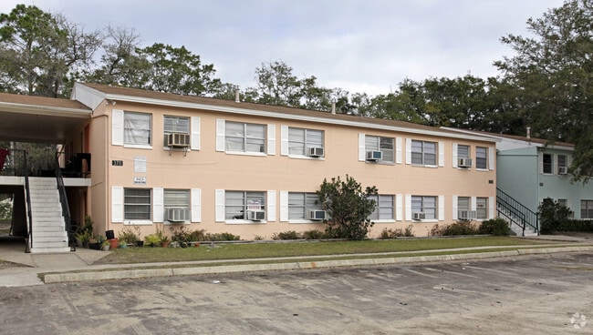 Building Photo - Cedar Trace Apartments