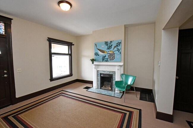 Building Photo - 4378 Eastern Ave