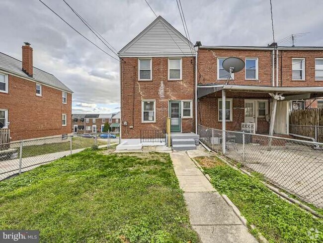 Building Photo - 3744 Elmley Ave