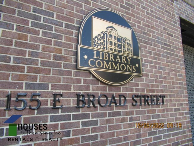 Building Photo - 155 E Broad St. #302