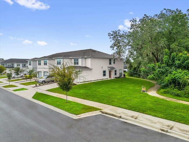 Foto del edificio - 2523 Bright Jewel St