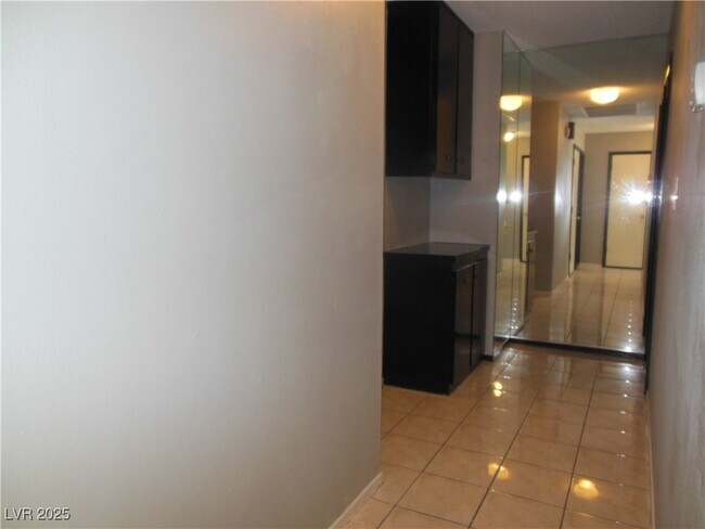 Foto del edificio - 2557 Boise St
