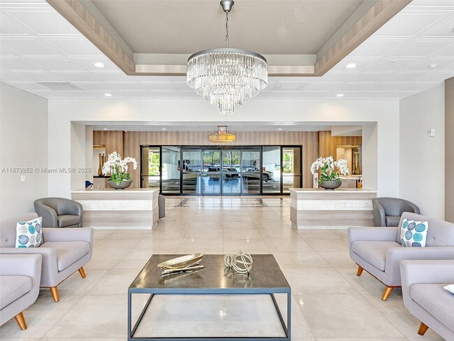 Foto del edificio - 3701 N Country Club Dr