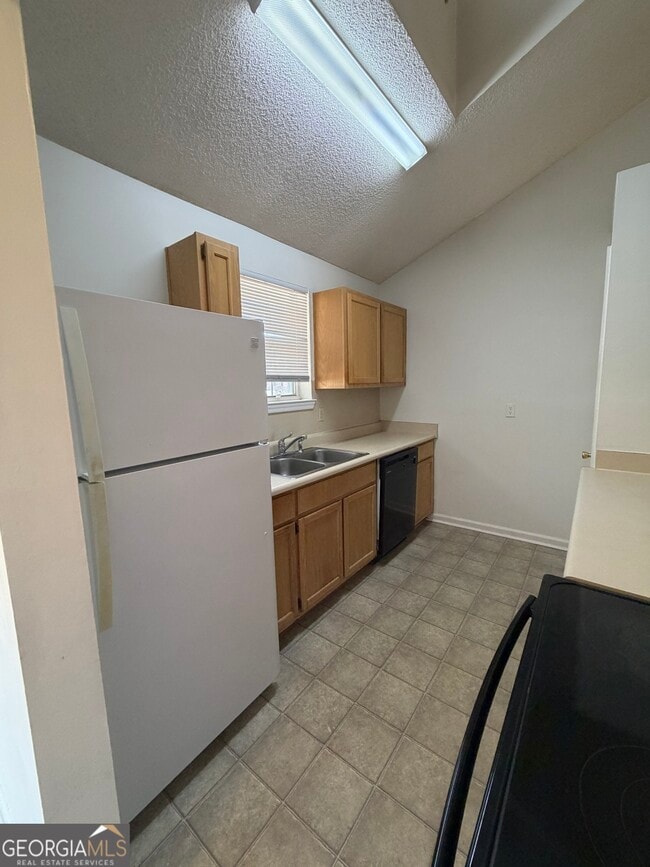 Building Photo - 303 Madison Ave