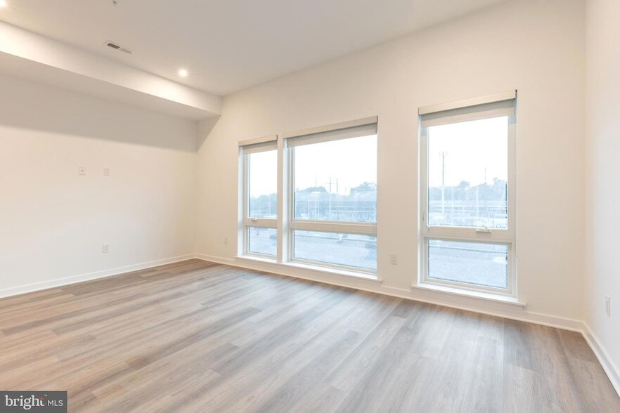 Foto principal - 3120 W Jefferson St
