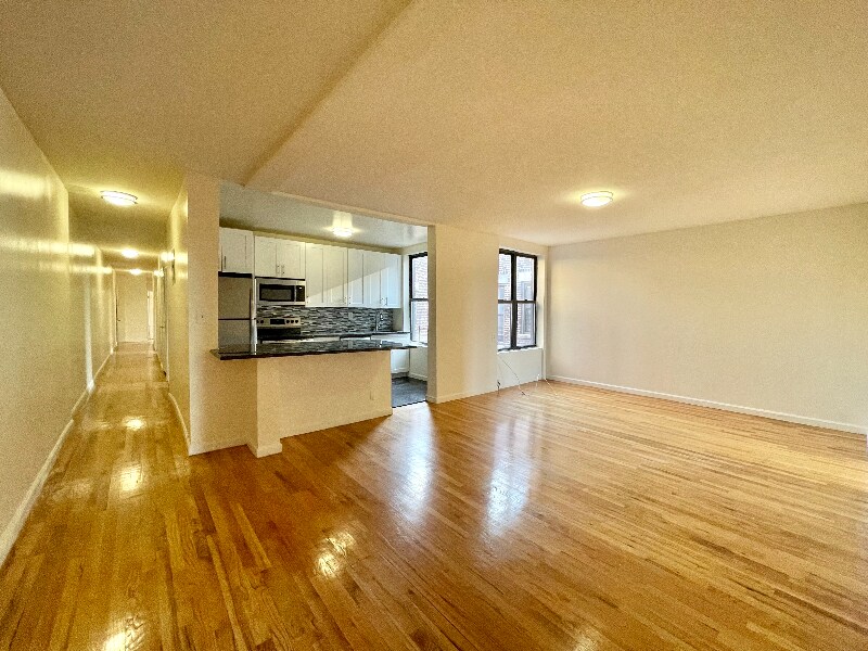 Primary Photo - 540 W 136TH St