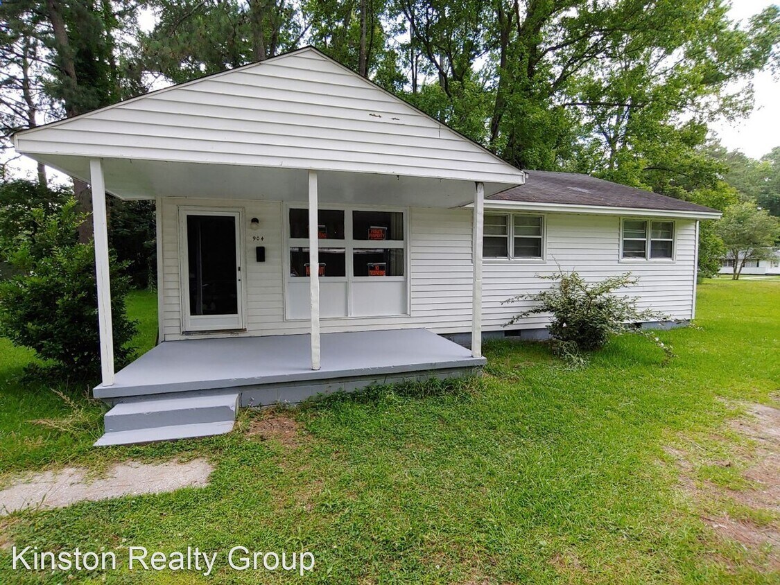 Primary Photo - 3 br, 1 bath House - 904 Candlewood Drive