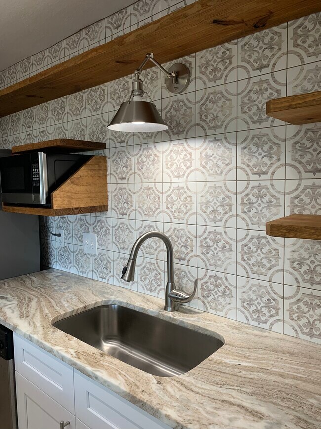 Foto del edificio - 307 Poker Chip