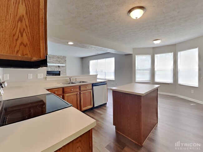 Building Photo - 1607 Blankenship Dr