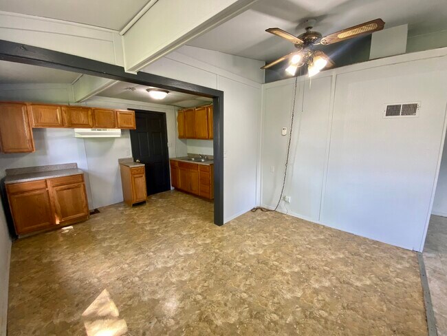 Foto del edificio - 619 Plum St