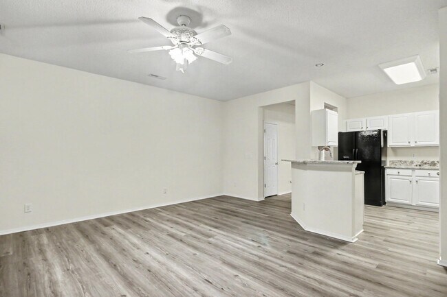 Building Photo - 113 Olde Towne Way