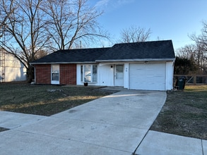 Building Photo - 98 Stewart Ln