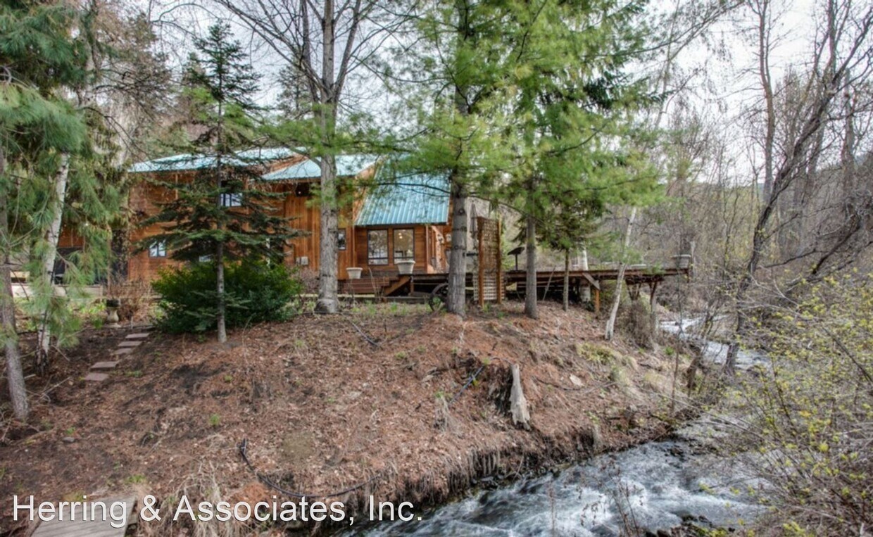 Primary Photo - 3 br, 4 bath House - 4755 Squilchuck Rd