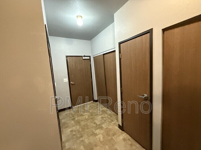 Foto del edificio - 1600 I St