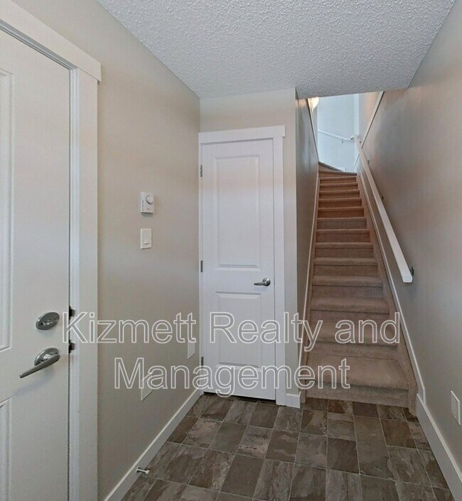 Photo du bâtiment - 735 Allard Blvd SW
