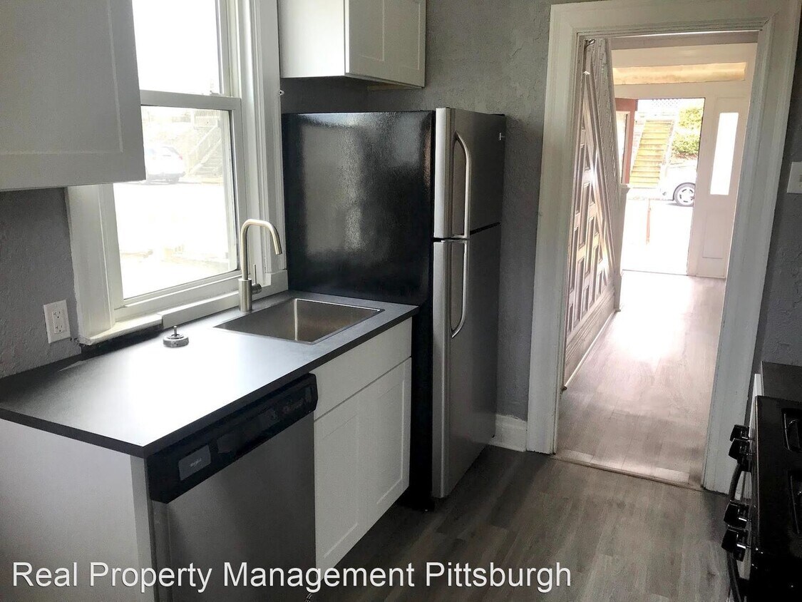 Foto principal - 3 br, 1 bath House - 513 Marie Ave