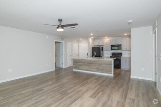 Interior Photo - Commerce Park Apartments
