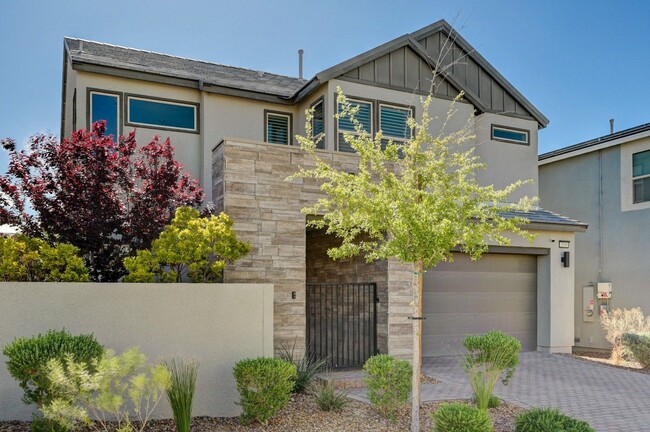 Building Photo - STUNNING 2 Story, 3 Bedroom Home in INSPIR...