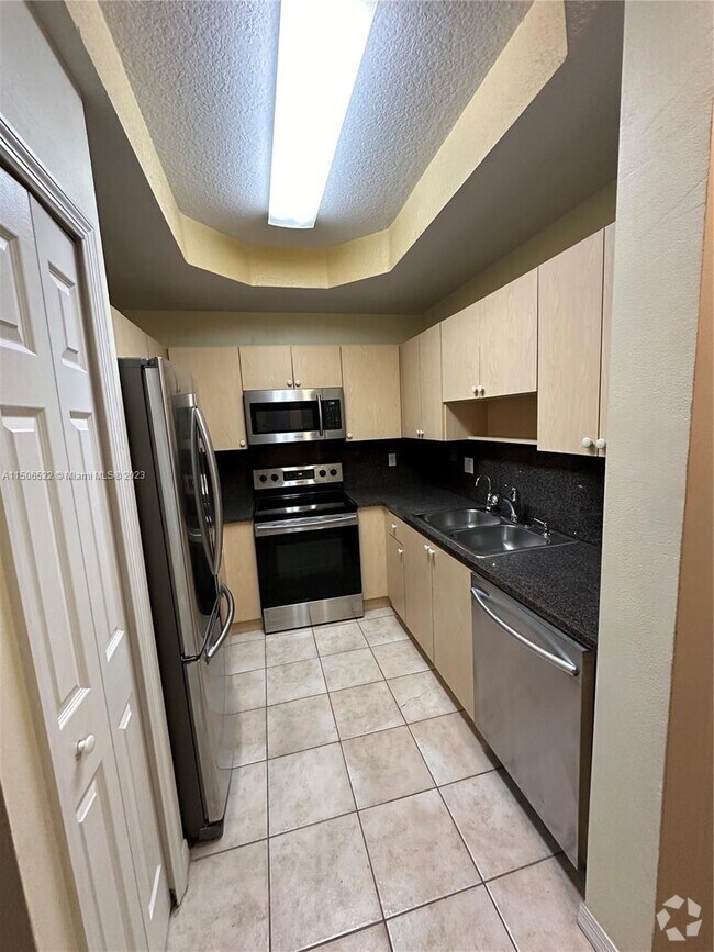 The Winston Devonaire Apartments for Rent Pembroke Pines, FL 58 Rentals