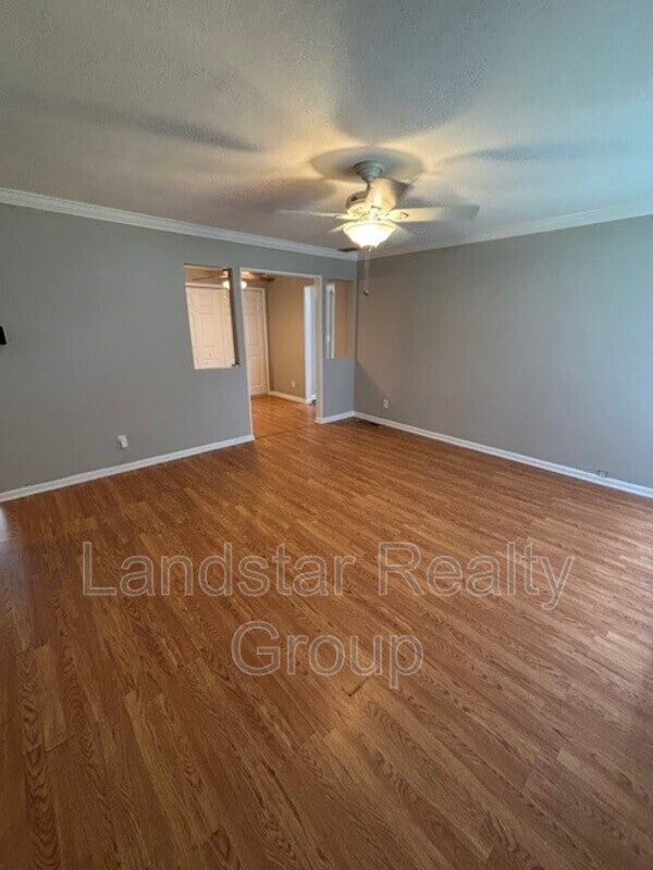 Building Photo - 5412 Euclid Ave