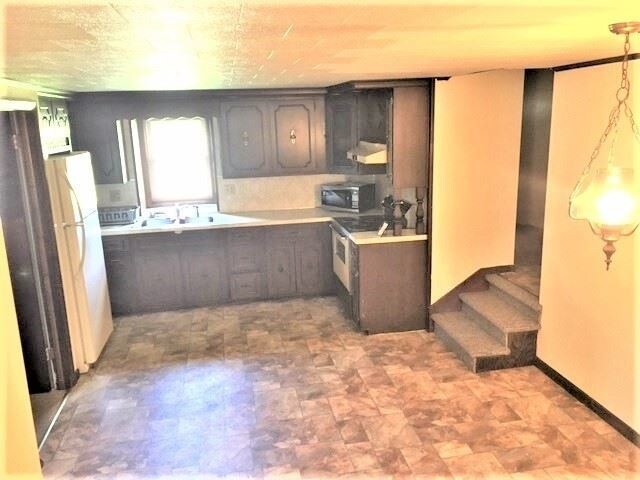 Foto del edificio - 1 br, 1 bath Apartment - 110 MISTY LANE