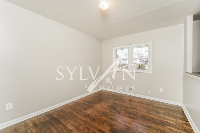 Building Photo - Enjoy living the good life in this 4 bedro...
