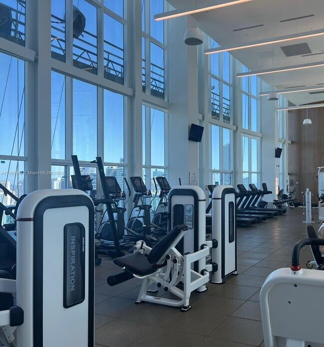 Foto del edificio - 1643 Brickell Ave