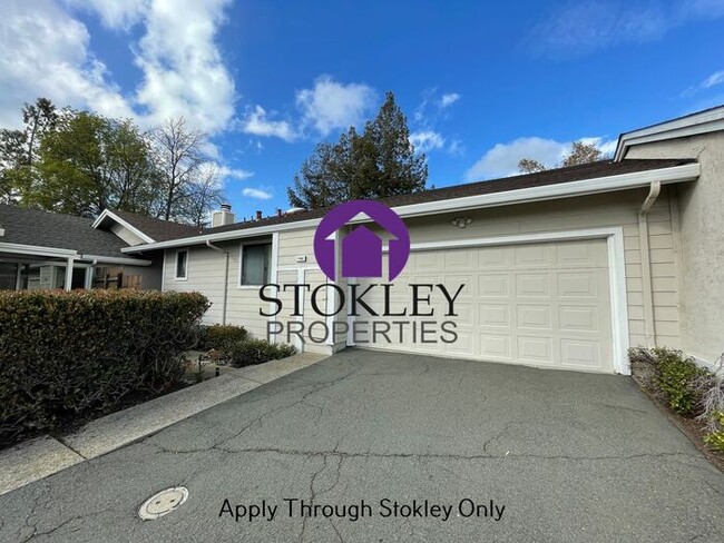 Building Photo - Stokley Properties Presents 1762 Douglas T...