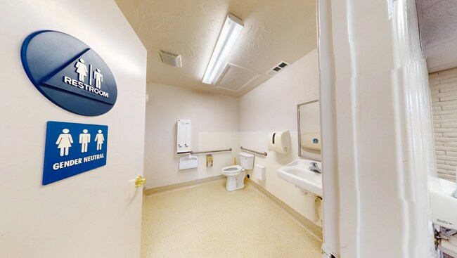 Foto del edificio - 4216 Shasta Dam Blvd