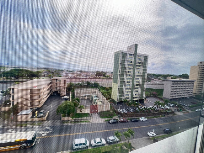 Building Photo - 2888 Ala Ilima St