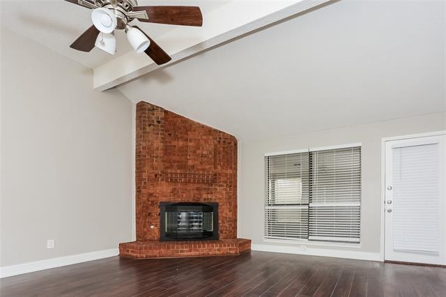 Foto del edificio - 515 Covey Ln