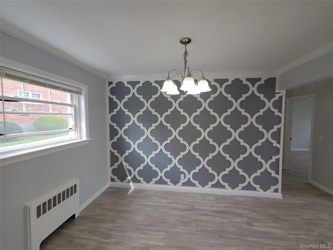 Foto del edificio - 1879 Crompond Rd